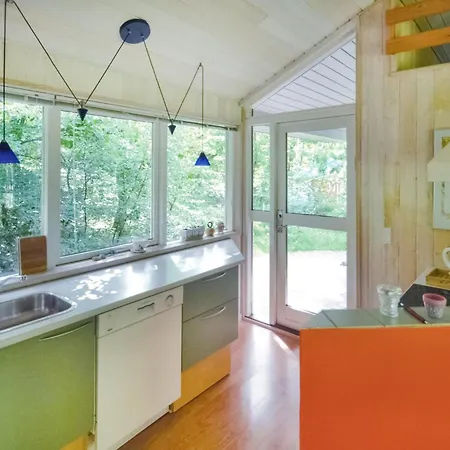 3 Bedroom Awesome In Glesborg Holiday home *