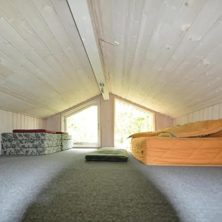 3 Bedroom Awesome In Glesborg Fjellerup Strand