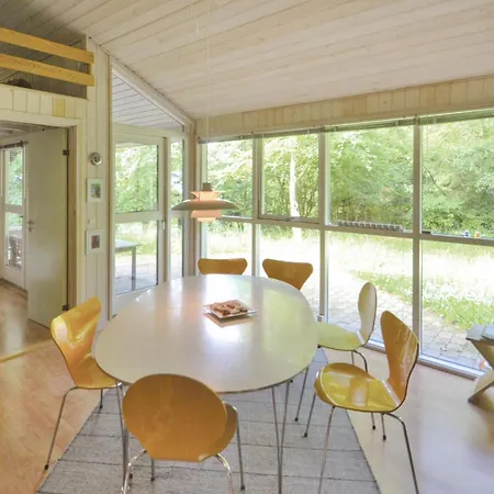 Holiday home 3 Bedroom Awesome In Glesborg